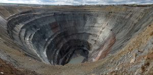 1200px-Mirny_in_Yakutia